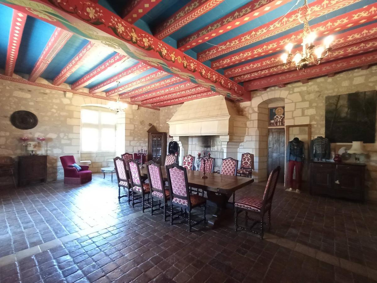 Chateau De Re Le Petit-Pressigny Bagian luar foto